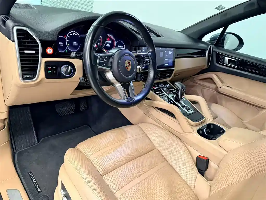 Porsche Cayenne Hybrid — фото 17
