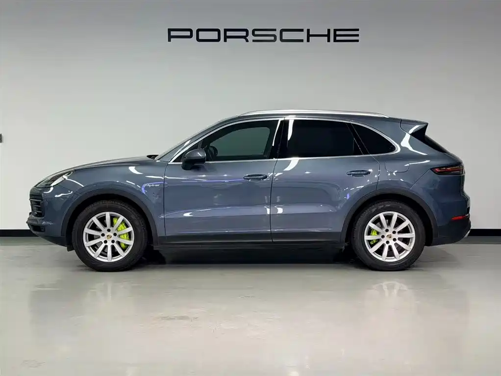 Porsche Cayenne Hybrid — фото 4