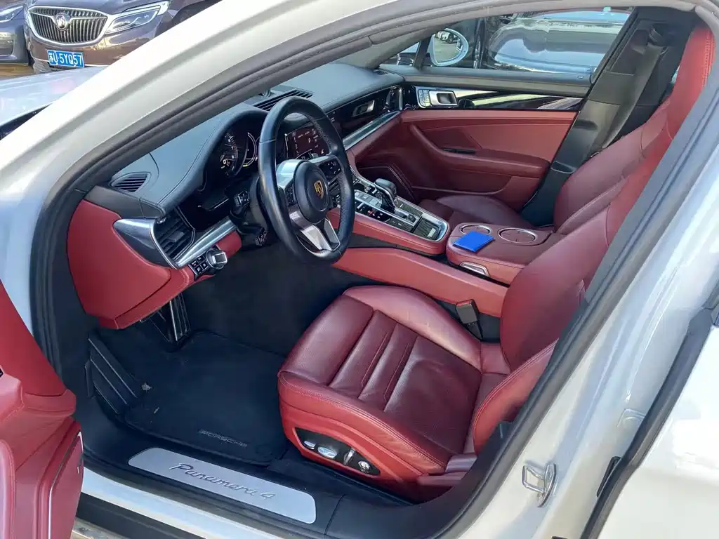 Porsche Panamera Hybrid — фото 9