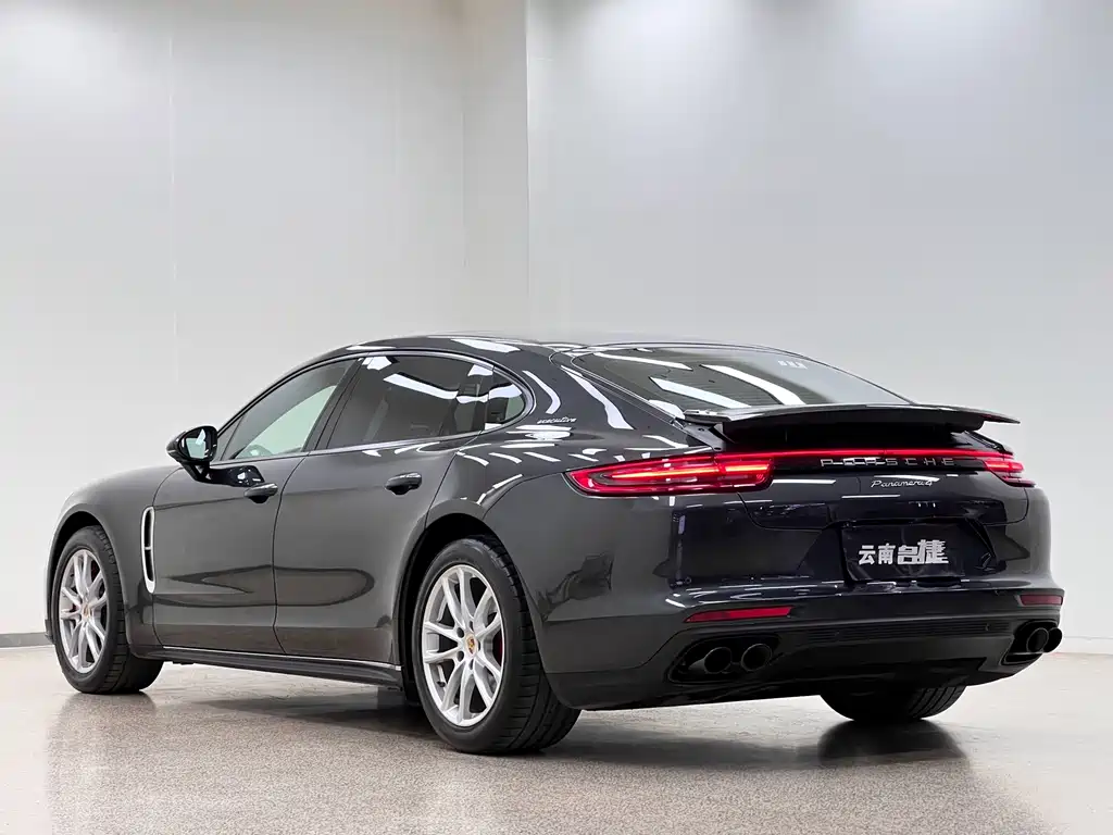 Porsche Panamera — фото 5