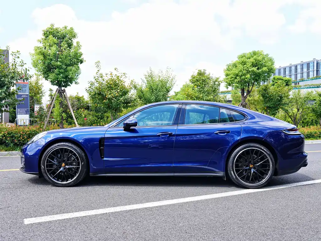 Porsche Panamera — фото 5