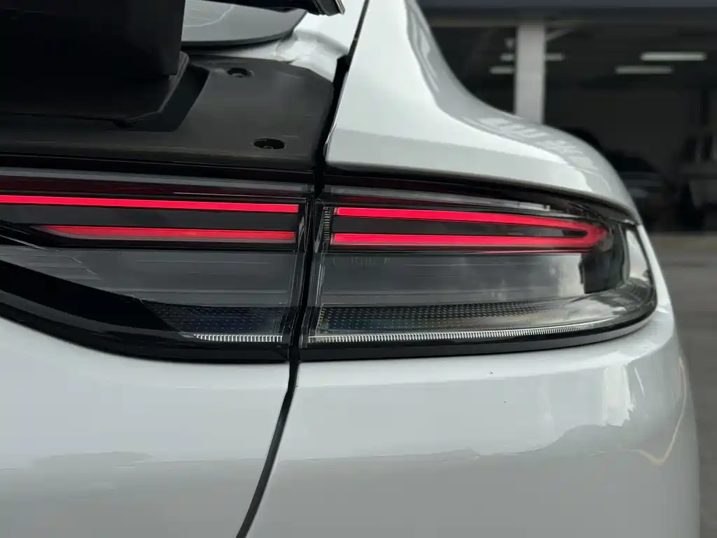 Porsche Panamera — фото 5