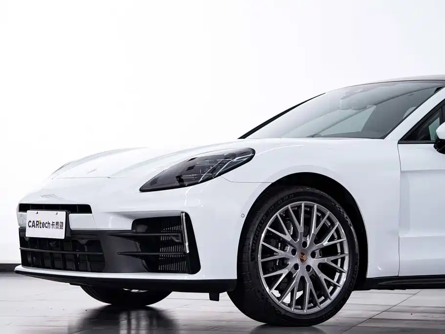 Porsche Panamera — фото 5