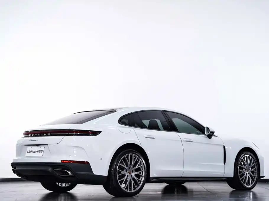 Porsche Panamera — фото 6