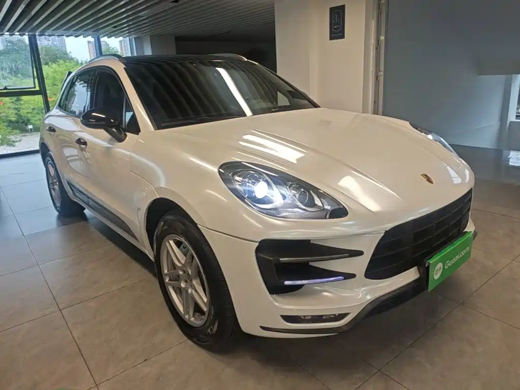 Porsche Macan — фото 4