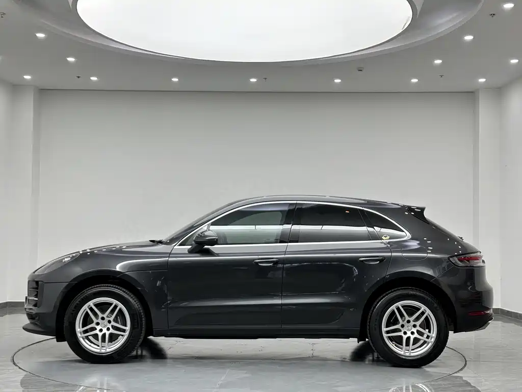 Porsche Macan — фото 4