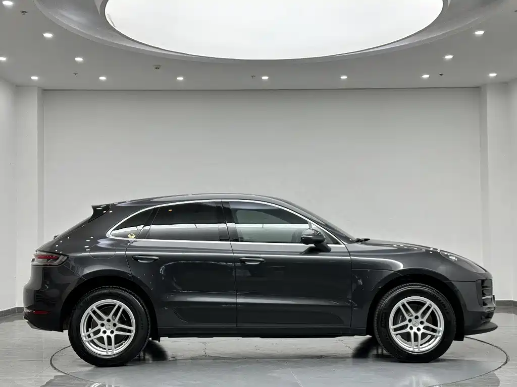 Porsche Macan — фото 5