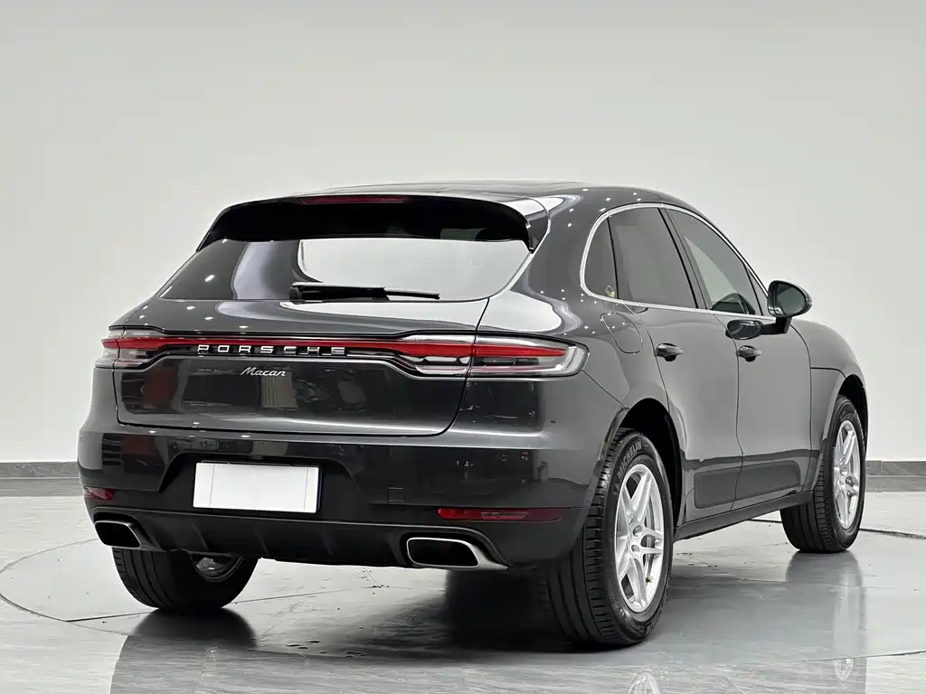 Porsche Macan — фото 6