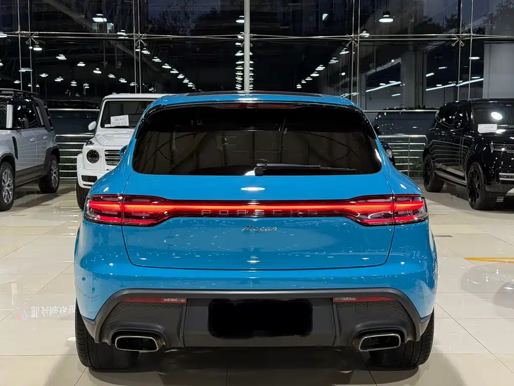 Porsche Macan — фото 20