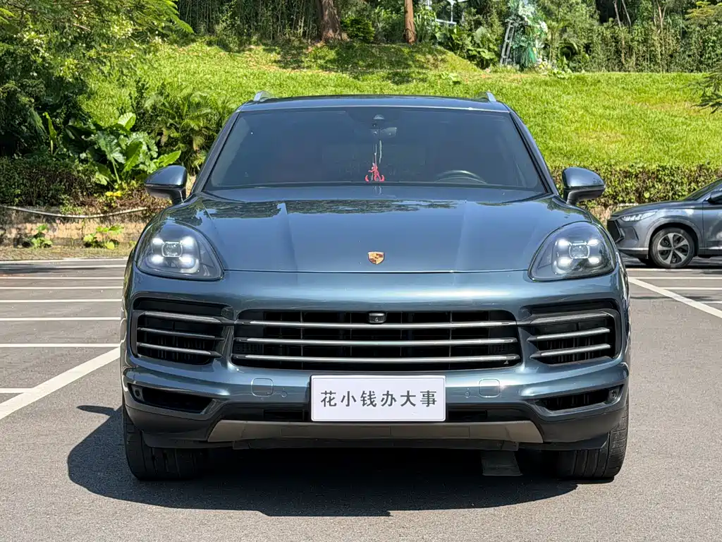 Porsche Cayenne — фото 2