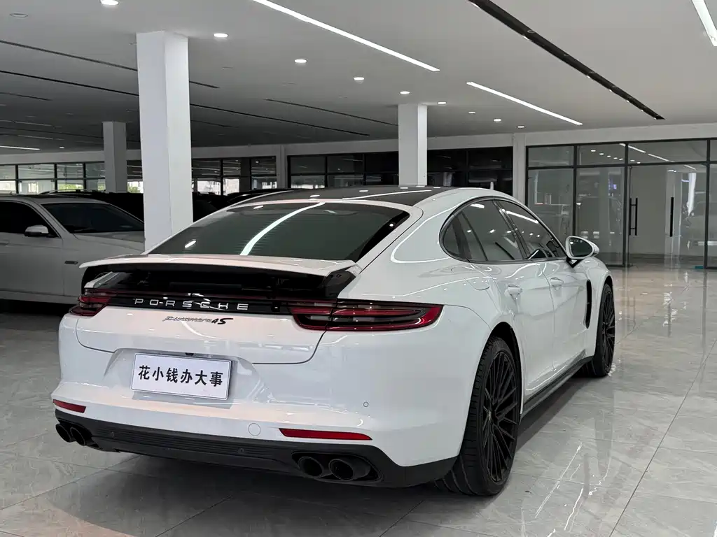 Porsche Panamera — фото 5