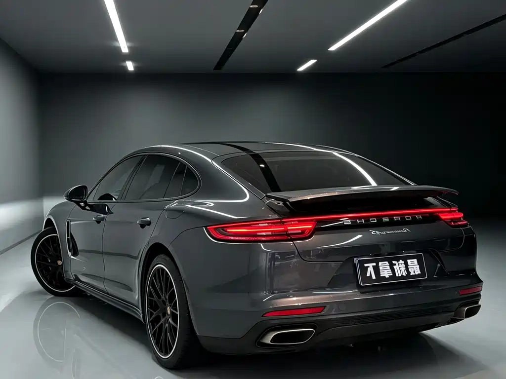 Porsche Panamera — фото 8