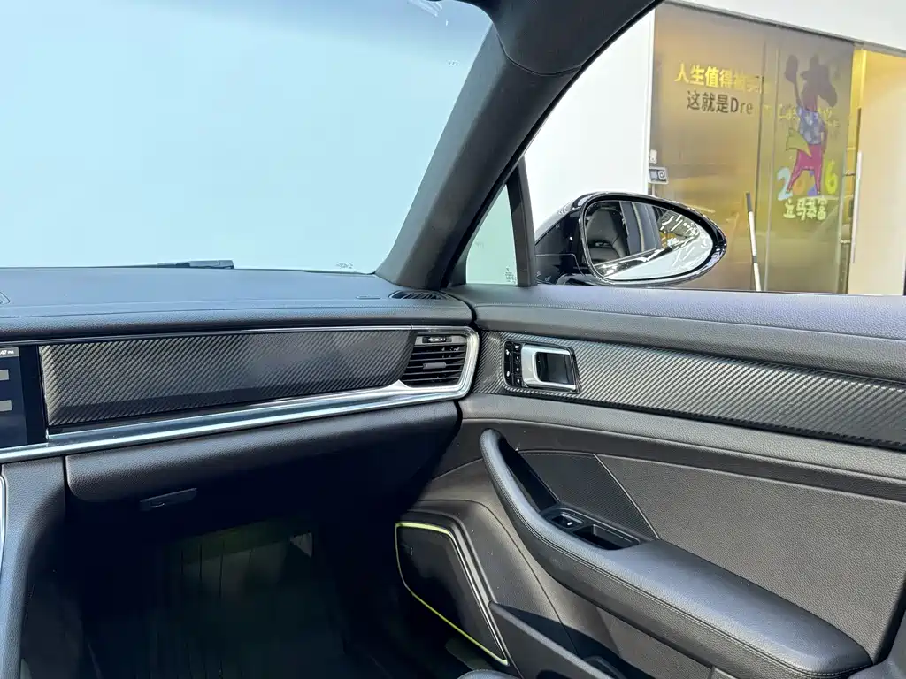 Porsche Panamera — фото 17