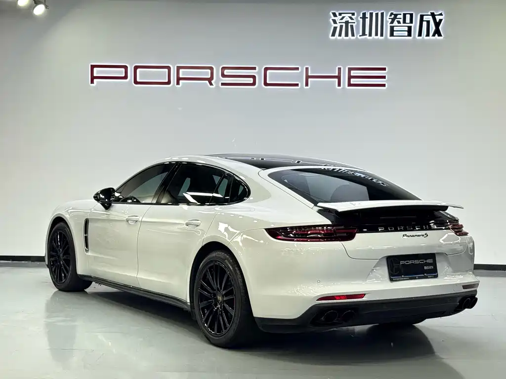 Porsche Panamera — фото 7