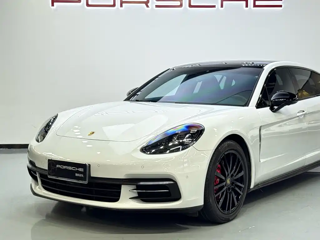Porsche Panamera — фото 10