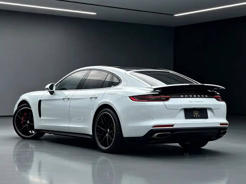 Porsche Panamera — фото 9