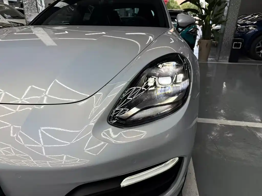 Porsche Panamera — фото 4