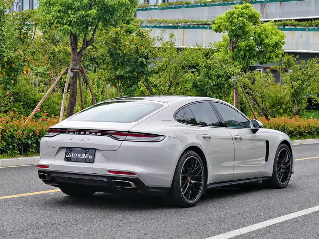 Porsche Panamera — фото 4
