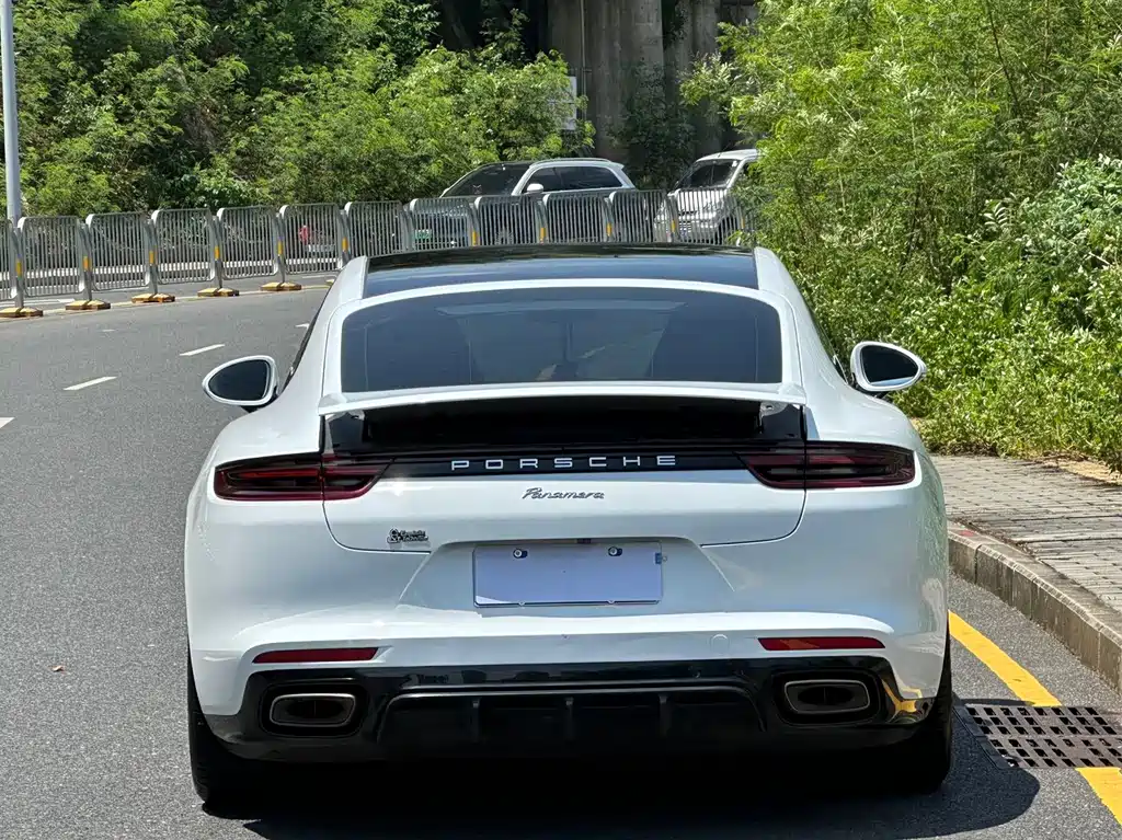 Porsche Panamera — фото 14