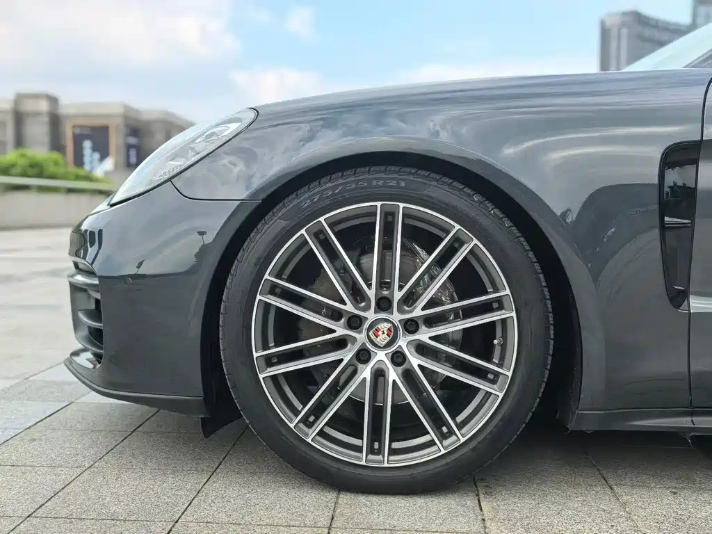 Porsche Panamera — фото 7