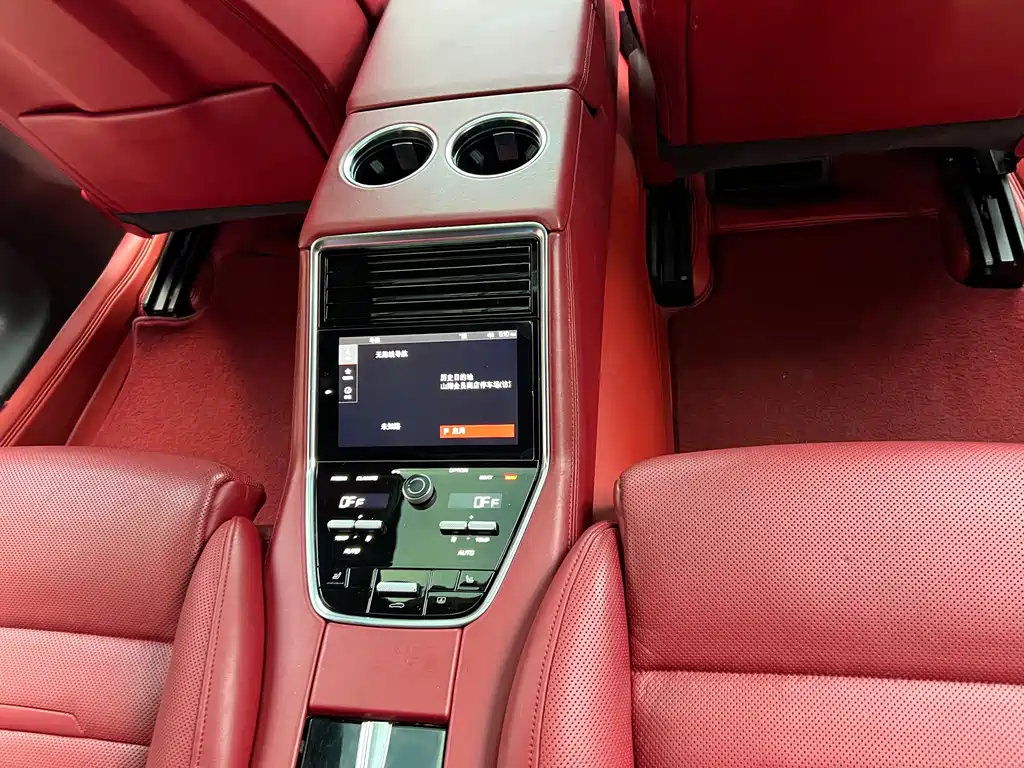 Porsche Panamera — фото 14