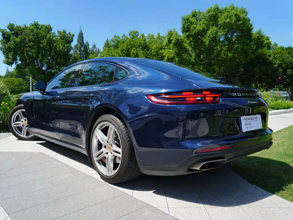 Porsche Panamera — фото 14