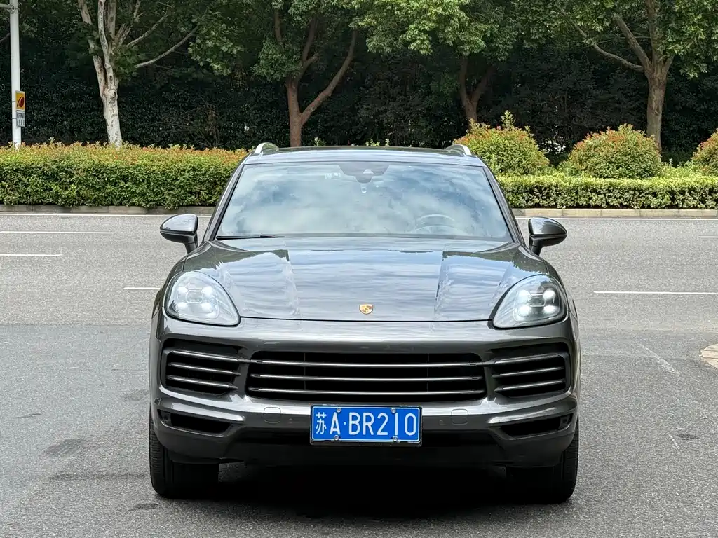 Porsche Cayenne — фото 2