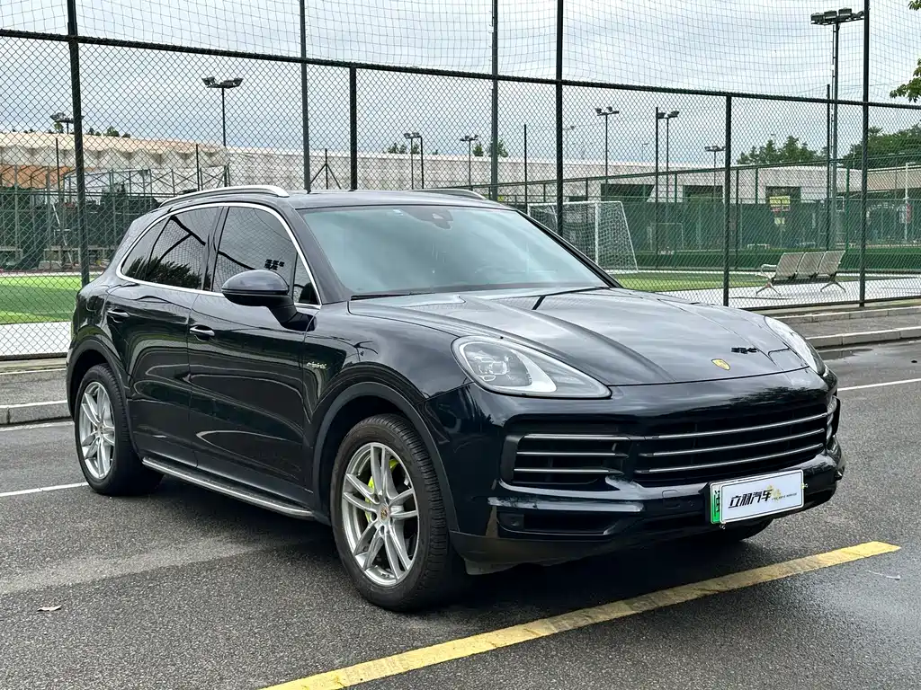 Porsche Cayenne Hybrid — фото 3