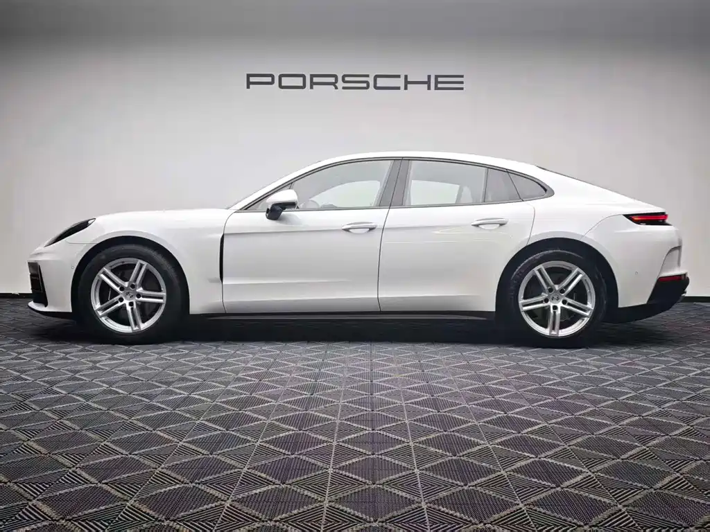 Porsche Panamera — фото 7