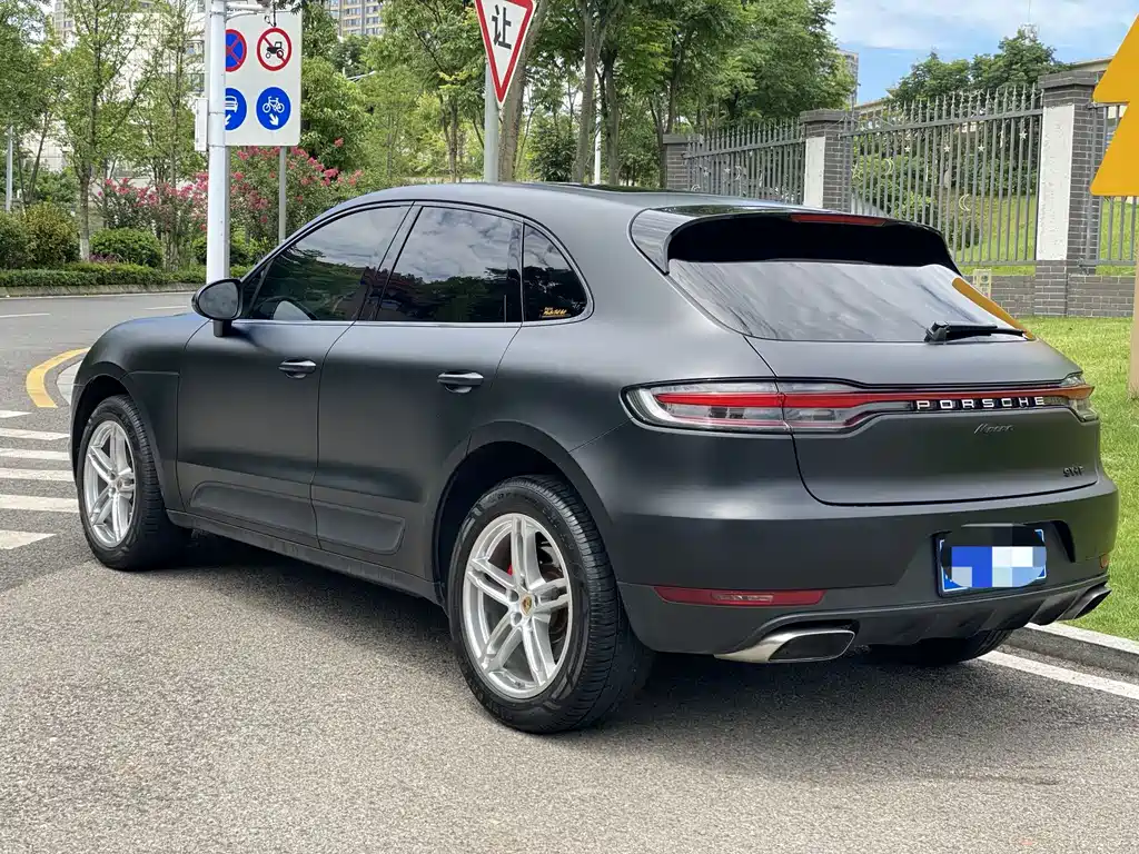 Porsche Macan — фото 5