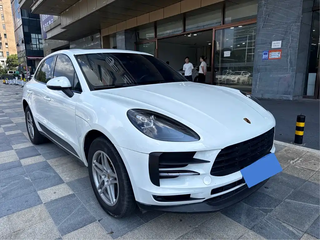 Porsche Macan — фото 3