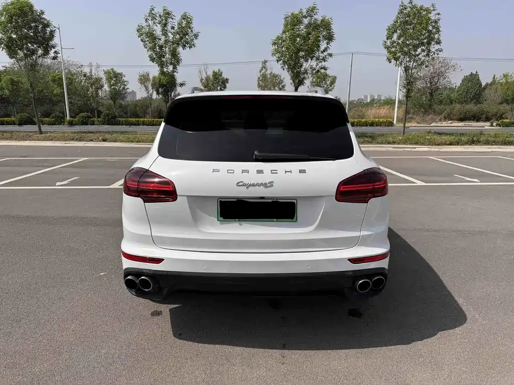 Porsche Cayenne Hybrid — фото 4