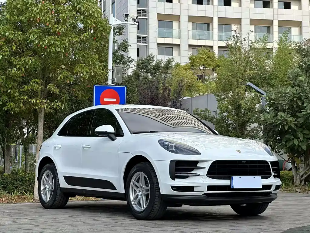 Porsche Macan — фото 3