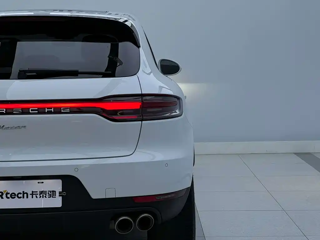 Porsche Macan — фото 4