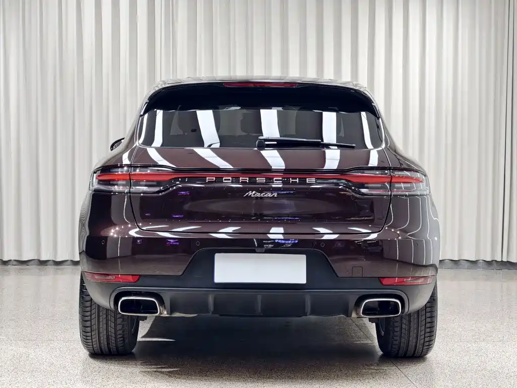Porsche Macan — фото 5
