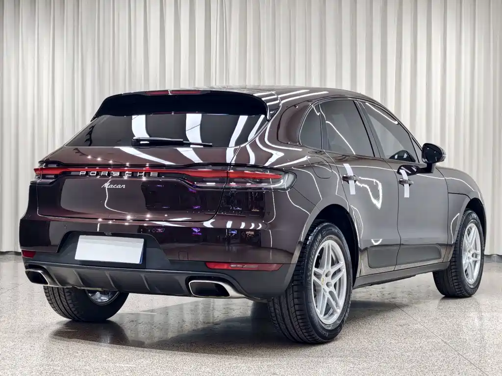 Porsche Macan — фото 6
