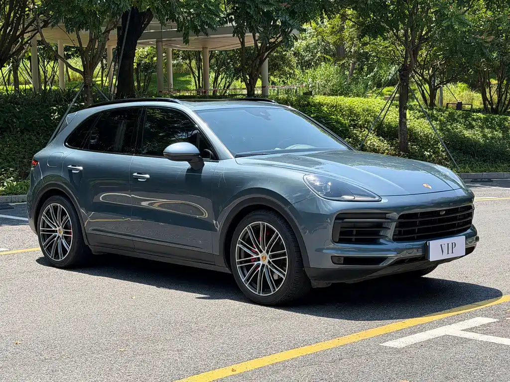 Porsche Cayenne — фото 3