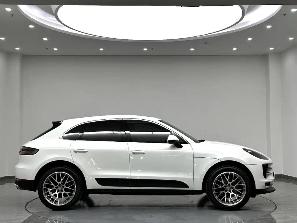 Porsche Macan — фото 4