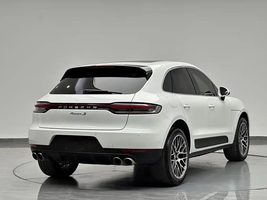 Porsche Macan — фото 8