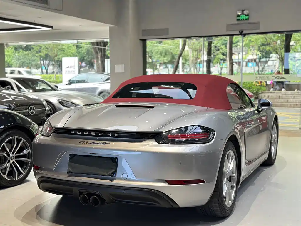 Porsche 718 — фото 10