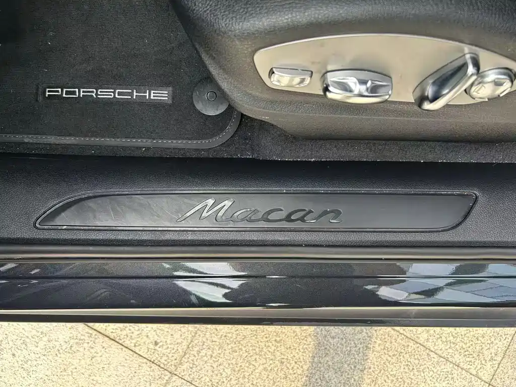 Porsche Macan — фото 6