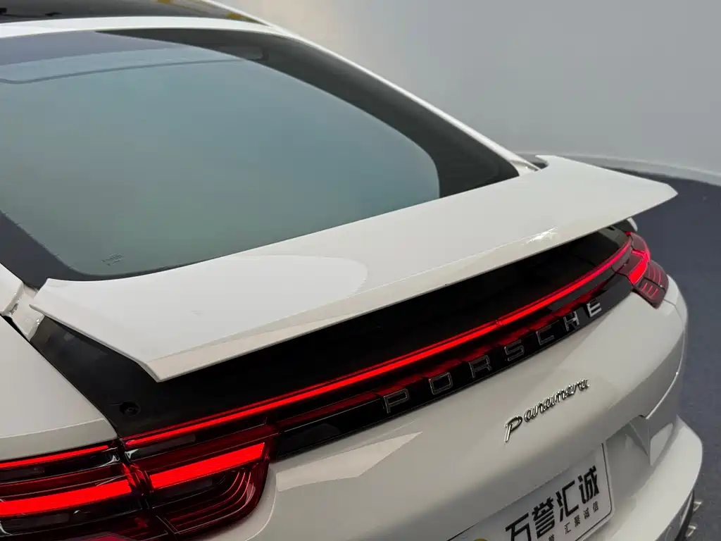 Porsche Panamera — фото 5