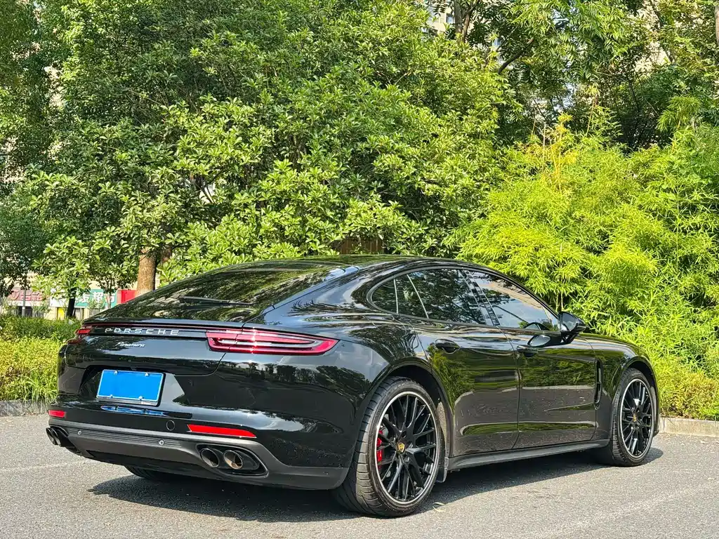 Porsche Panamera — фото 9