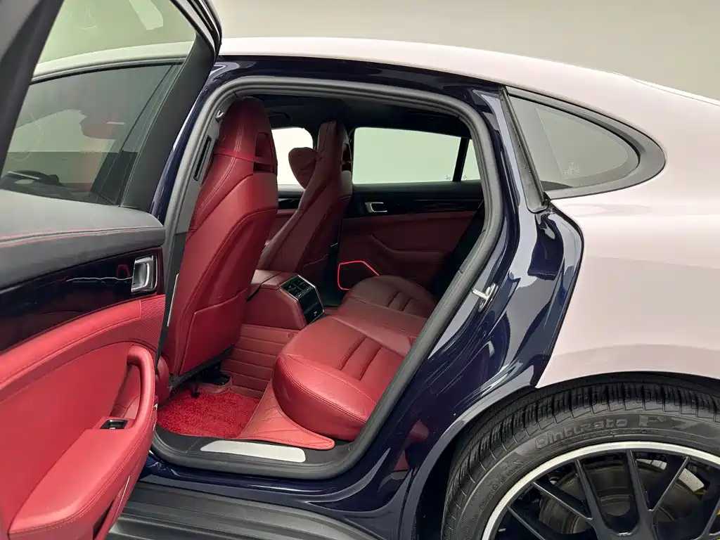 Porsche Panamera — фото 18