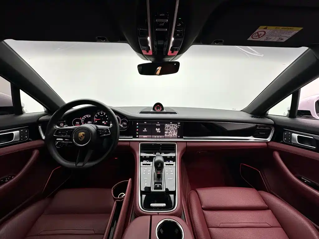 Porsche Panamera — фото 19