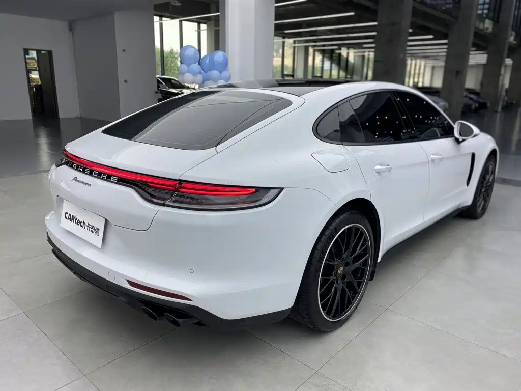 Porsche Panamera — фото 4