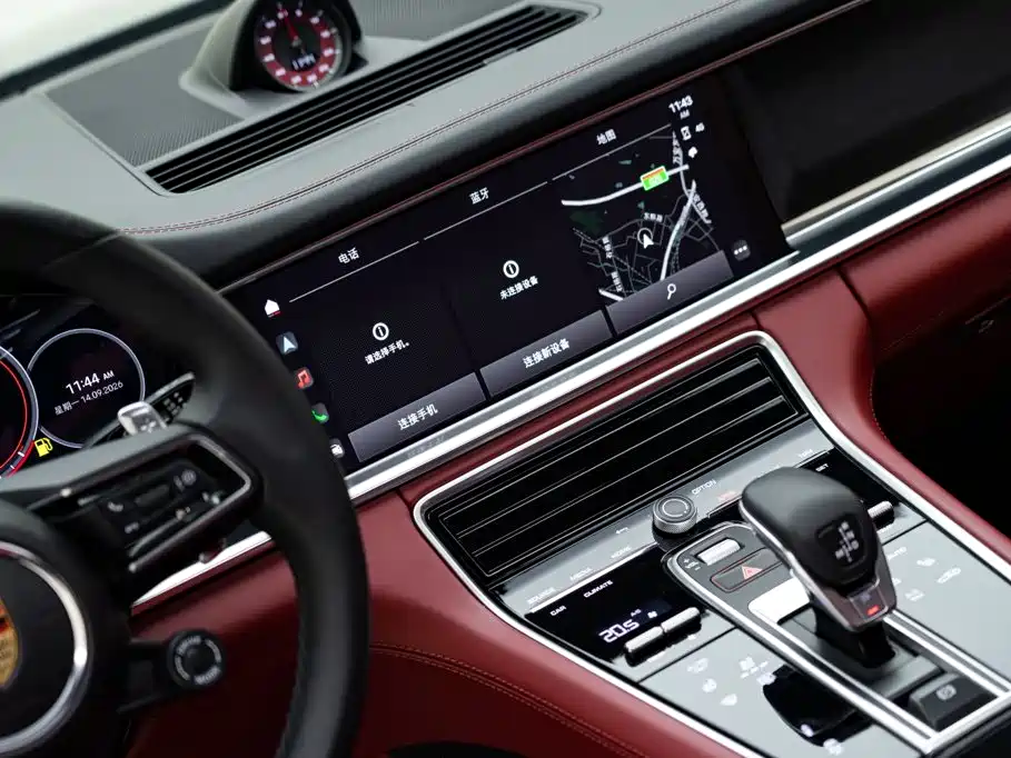 Porsche Panamera — фото 15