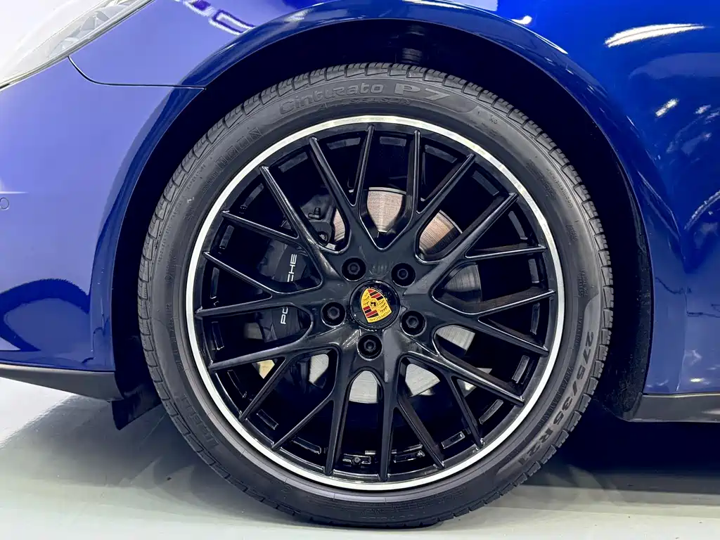Porsche Panamera — фото 15