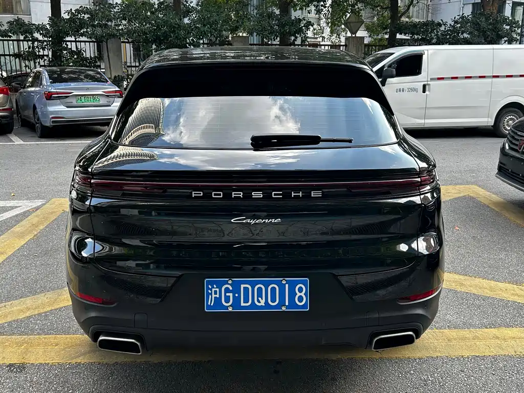 Porsche Cayenne — фото 4