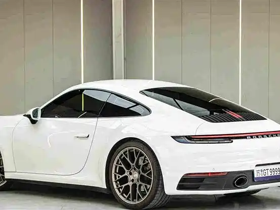 Porsche 911 — фото 5